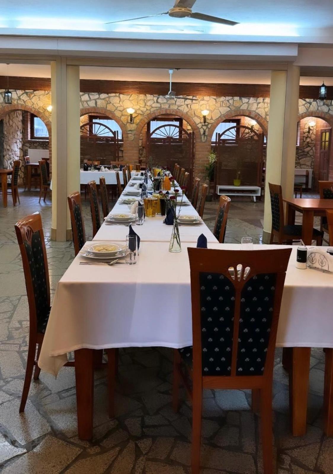 Powidz Lakeside Hotel & Restaurant Dış mekan fotoğraf